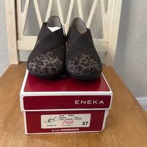 Eneka woman’s shoe
